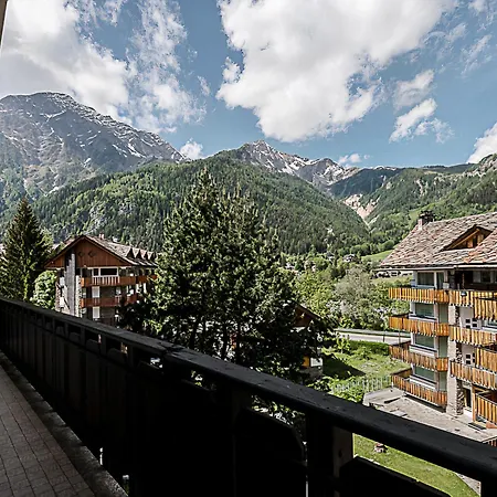 Appartamento Luxury Apartment- Stunning Mountain View Courmayeur