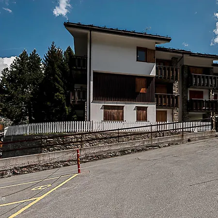 Luxury Apartment- Stunning Mountain View Appartamento *